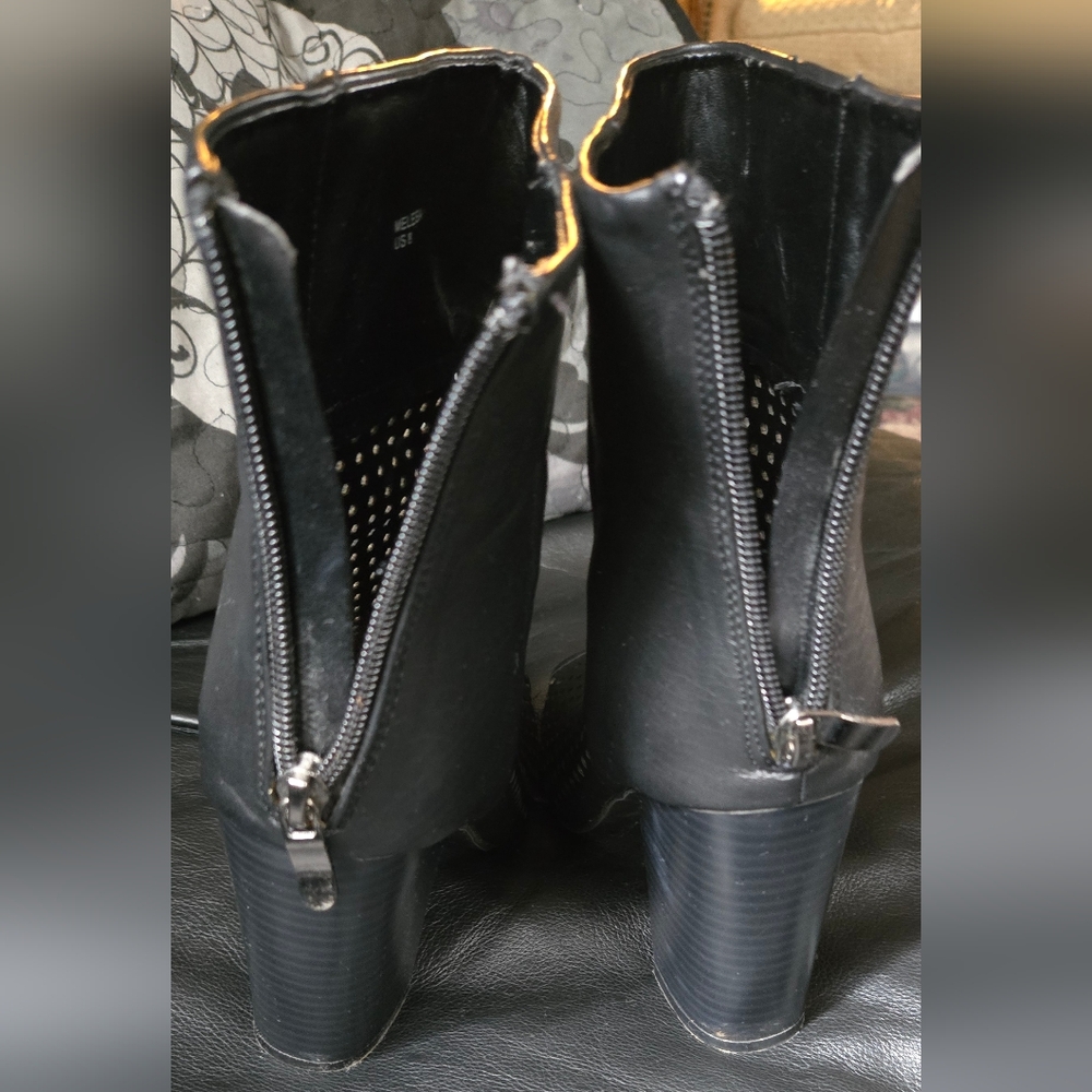 Leila Stone Black Peep Toe Ankle Boots "Melesa" Sz8 - Picture 3 of 6